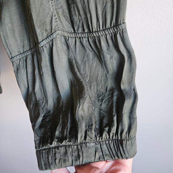 Sofia Pants Womens S Army Green Satin Cargo Jogger Made in Italy Quiet Luxury - Picture 4 of 10